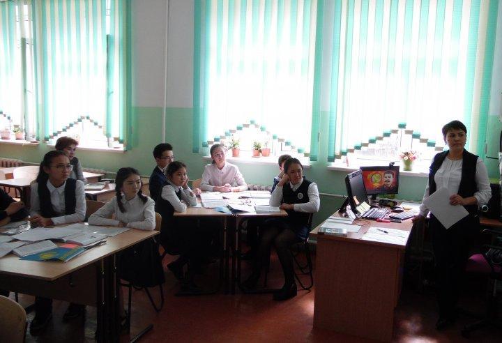 Қазақ тілі мен әдебиеті пән мұғалімдерінің апталығы