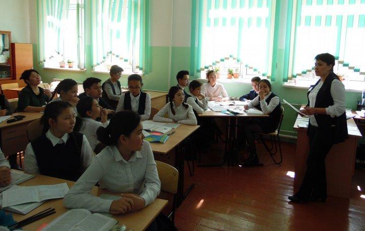 Қазақ тілі мен әдебиеті пән мұғалімдерінің апталығы
